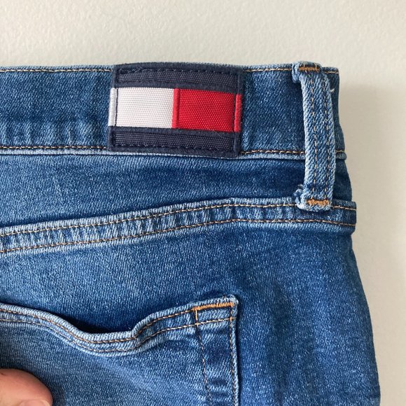 TOMMY HILFIGER 90s High Rise Curve Jeans with print 14 - Picture 12 of 16